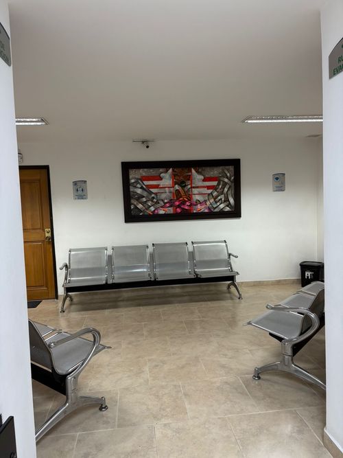 Consultorio en venta en Sector Plaza De Bolivar, Pereira, 30 m² · foto 4 de 6