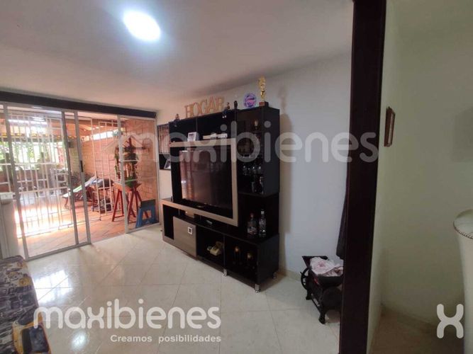 Casa en venta en Ditaires, Itagüí · foto 4 de 22