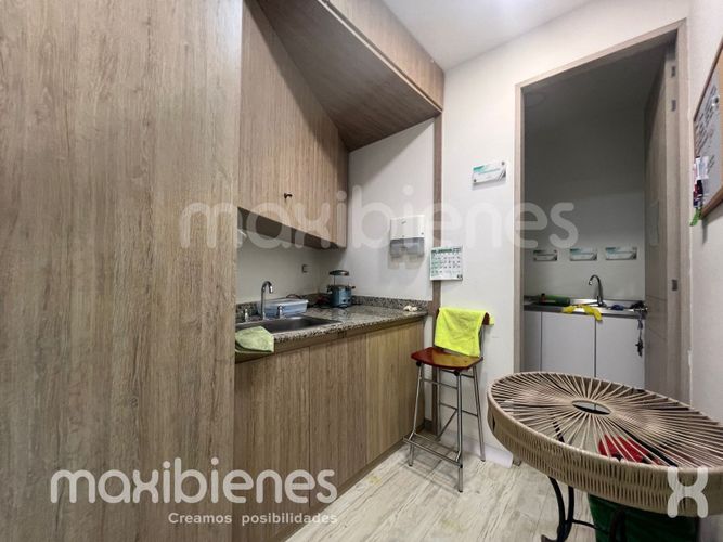 Local en arriendo en Los Balsos, Medellín, 73 m² · foto 9 de 9