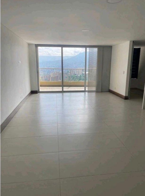 Apartamento en venta en Las Lomitas, Sabaneta · foto 2 de 18