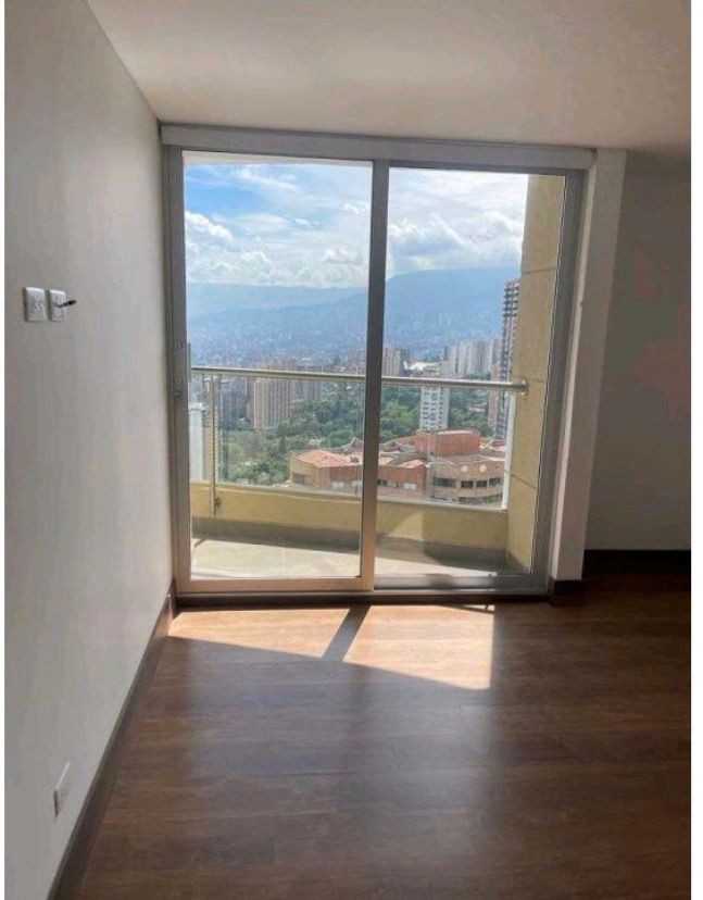 Apartamento en venta en Las Lomitas, Sabaneta · foto 5 de 18