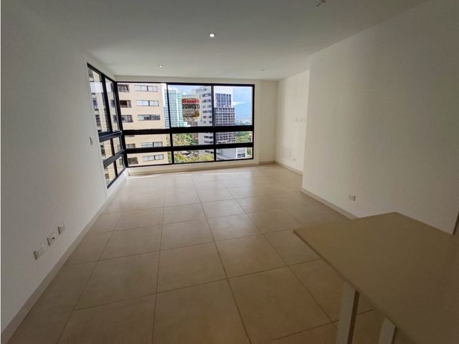 Apartamento de 2 alcobas en arriendo en Castropol, Medellín, 85 m² · foto 4 de 24