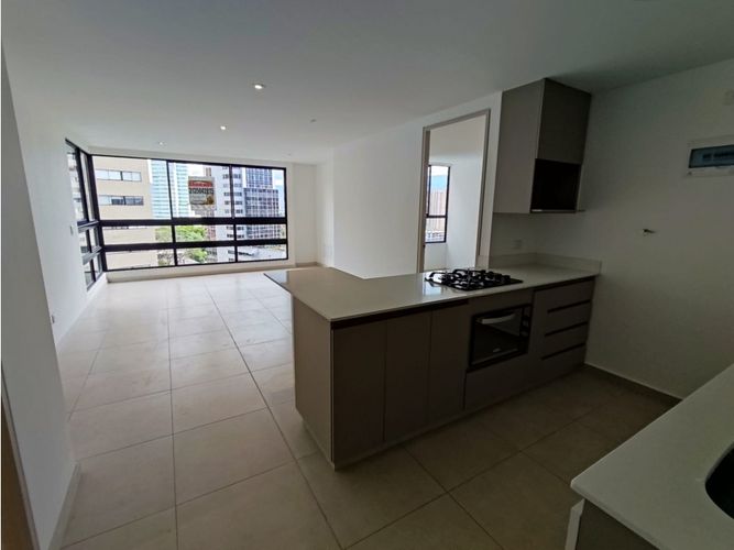 Apartamento de 2 alcobas en arriendo en Castropol, Medellín, 85 m² · foto 9 de 24