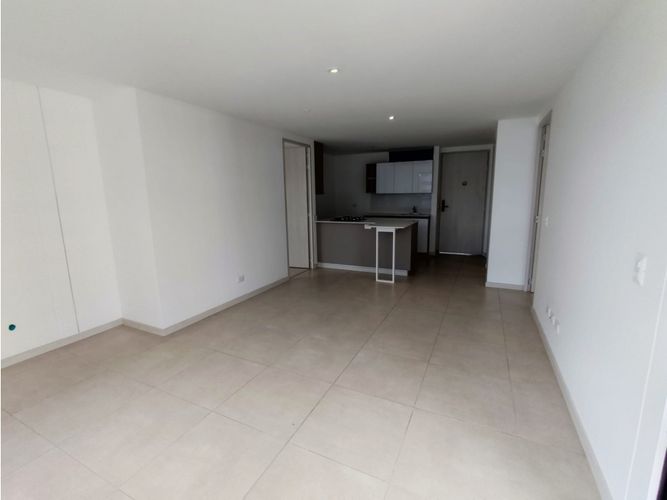 Apartamento de 2 alcobas en arriendo en Castropol, Medellín, 85 m² · foto 12 de 24