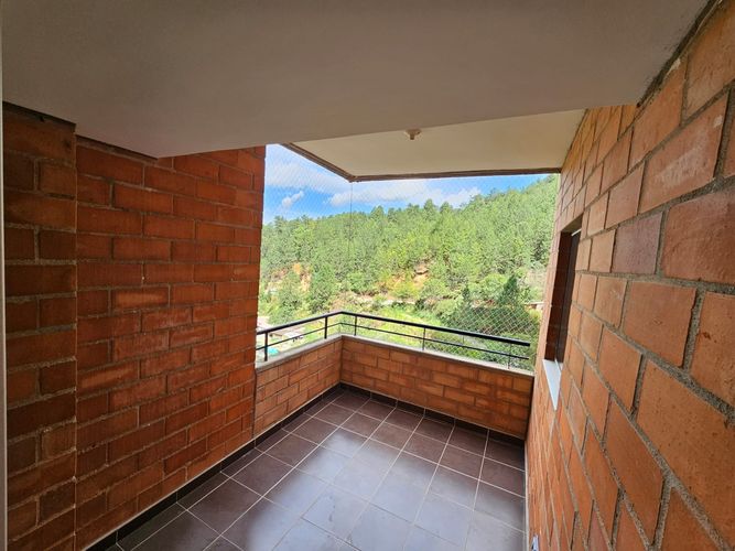 Apartamento de 3 alcobas en arriendo en Bello, 85 m² · foto 3 de 19