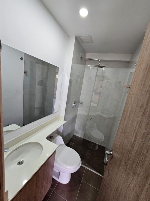 Apartamento de 3 alcobas en arriendo en Bello, 85 m² · foto 9 de 19