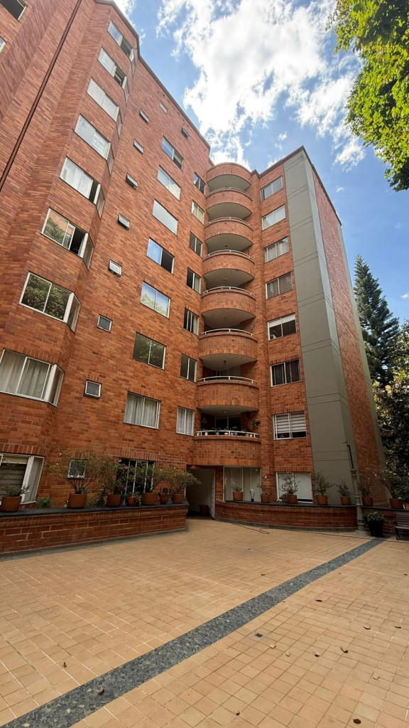 Apartamento en venta en Castropol, Medellín · foto 5 de 17