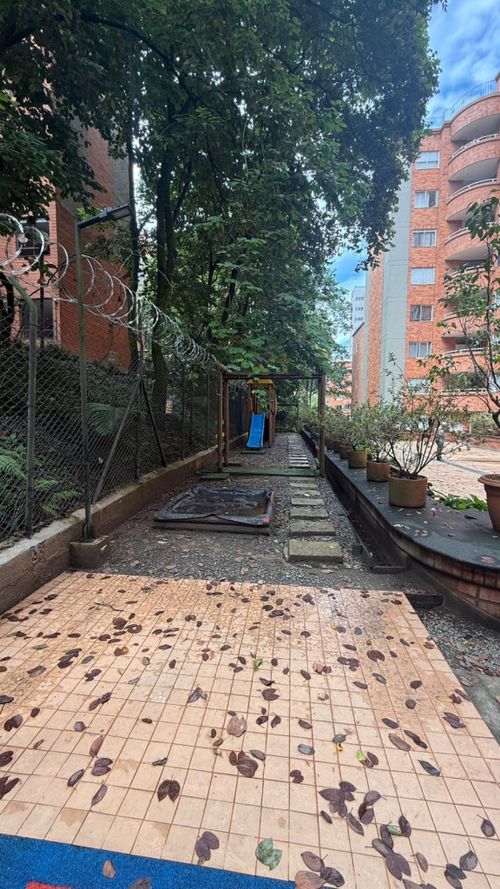 Apartamento en venta en Castropol, Medellín · foto 16 de 17