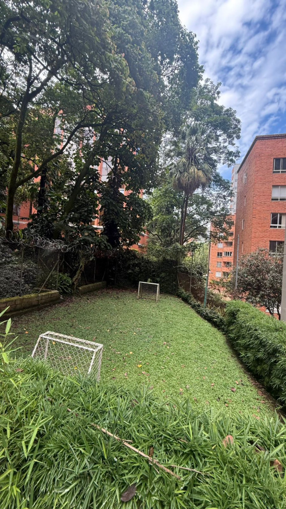 Apartamento en venta en Castropol, Medellín · foto 17 de 17