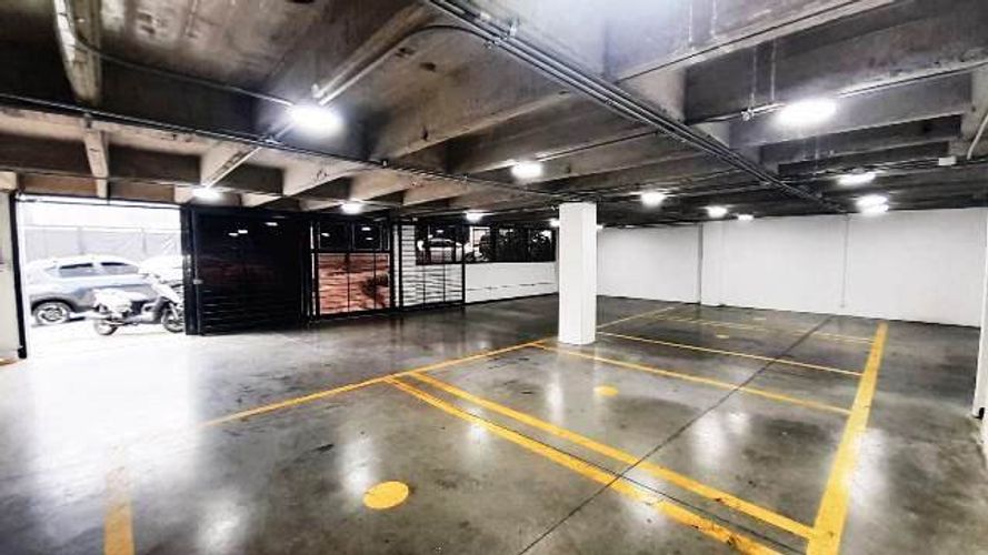 Local en venta en Granada, Cali, 310 m² · foto 15 de 24