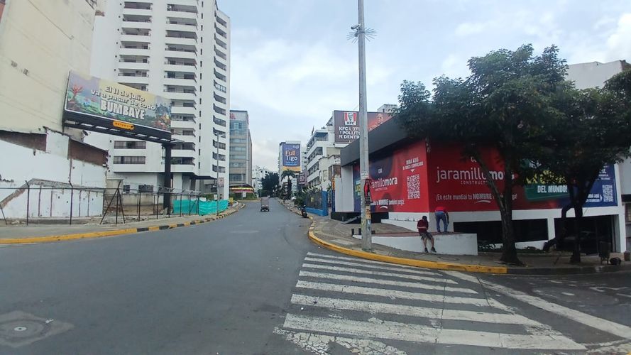 Local en venta en Granada, Cali, 310 m² · foto 23 de 24