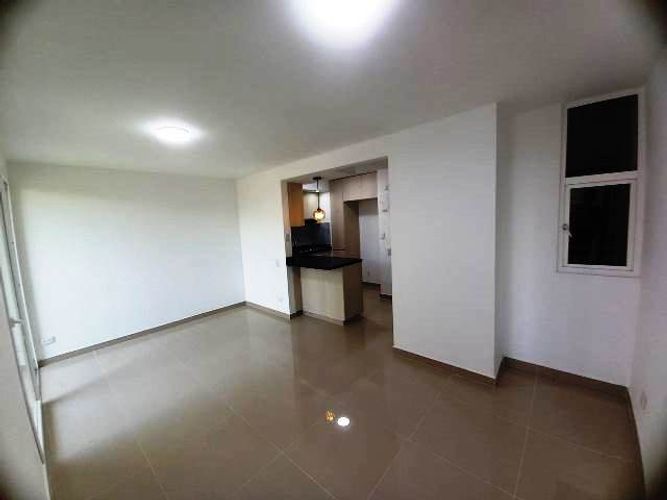 Apartamento de 3 alcobas en venta en Colinas Del Norte, Yumbo, 63 m² · foto 3 de 24