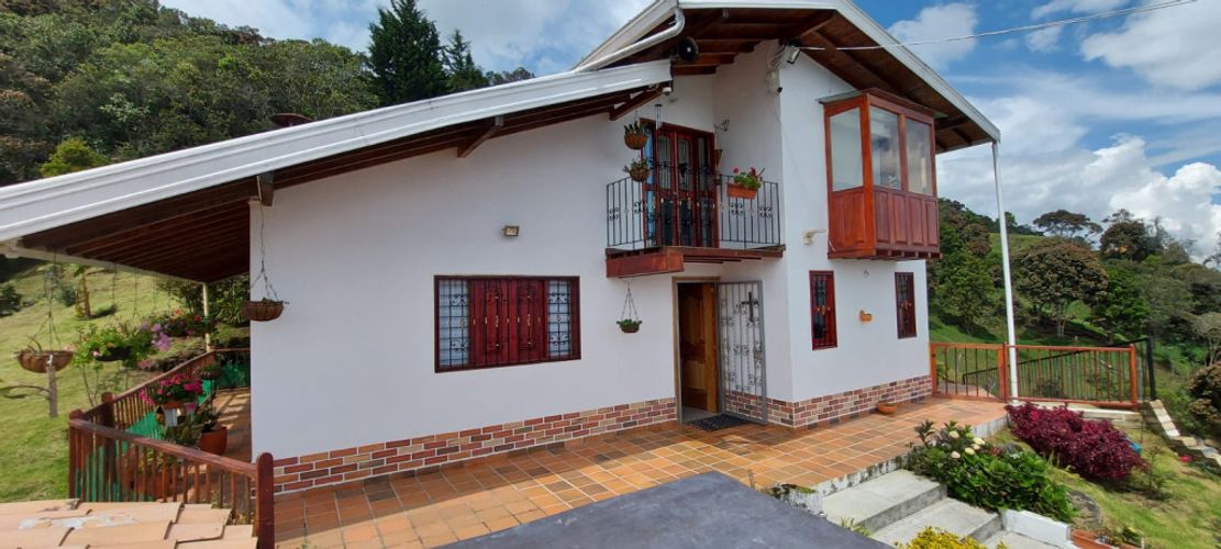 Finca en venta en San Cristobal, Medellín, 250 m² · foto 4 de 21