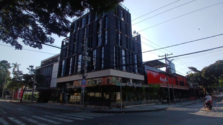 Edificio en venta en Granada, Cali · foto 3 de 16