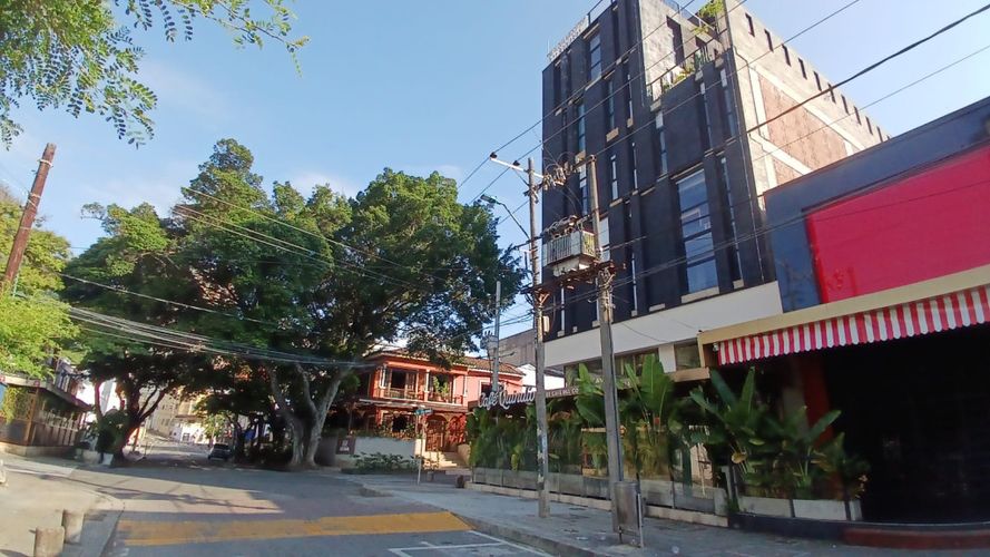 Edificio en venta en Granada, Cali · foto 13 de 16