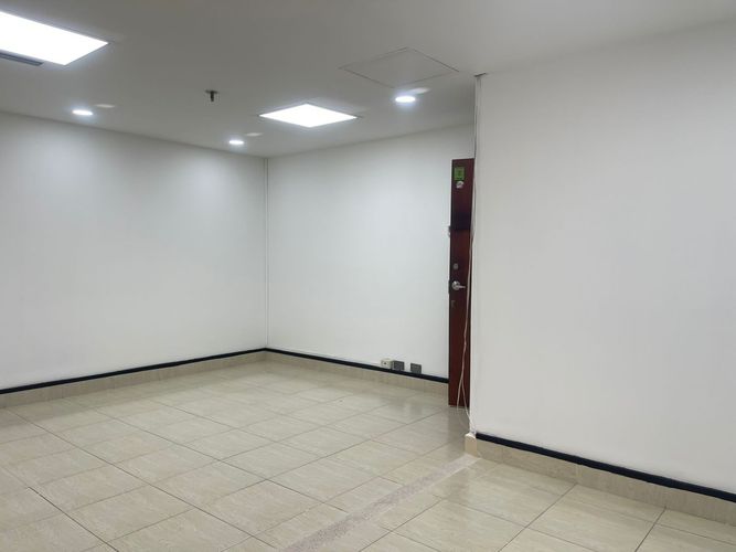 Oficina en arriendo en El Poblado, Medellín, 65 m² · foto 10 de 15
