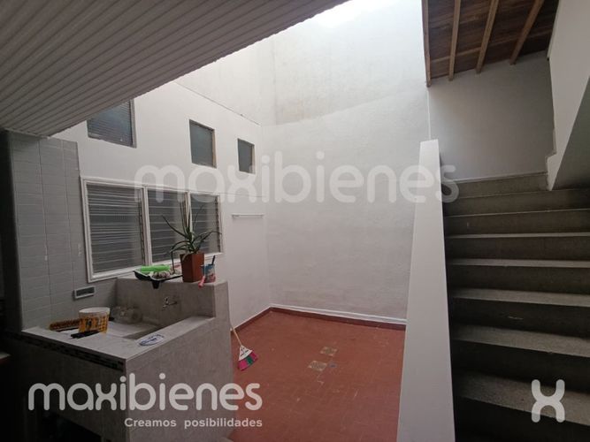 Apartamento de 6 alcobas en arriendo en El Nogal- Los Almendros, Medellín, 520 m² · foto 13 de 24