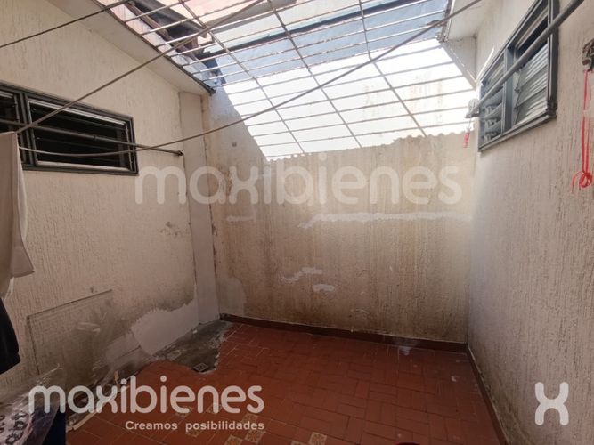 Apartamento de 6 alcobas en arriendo en El Nogal- Los Almendros, Medellín, 520 m² · foto 21 de 24