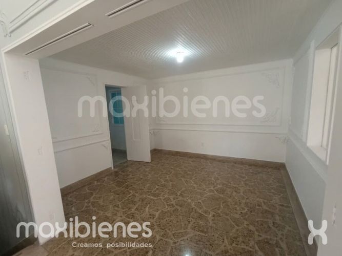 Apartamento de 6 alcobas en arriendo en El Nogal- Los Almendros, Medellín, 520 m² · foto 24 de 24