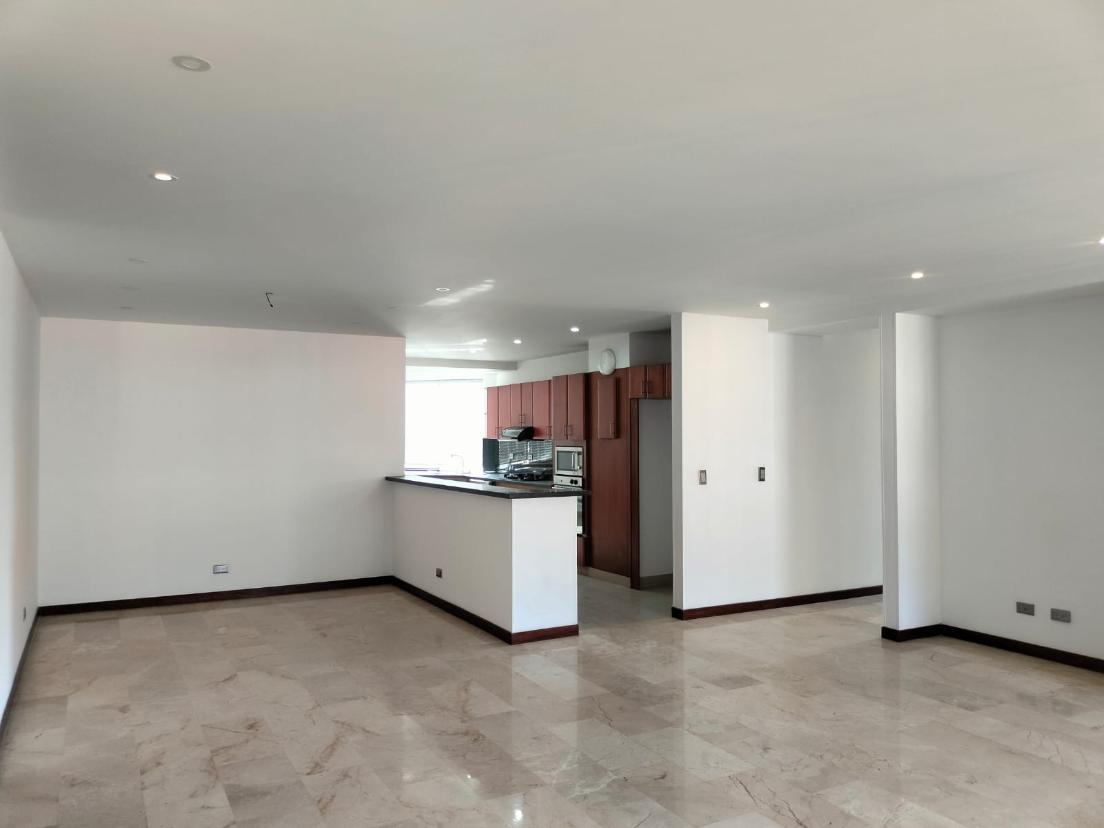 Apartamento en arriendo en El Poblado, Medellín · foto 9 de 17