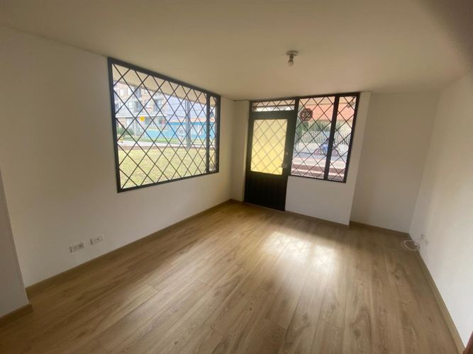Apartaestudio en venta en La Calleja, Bogotá, 46 m² · foto 5 de 17