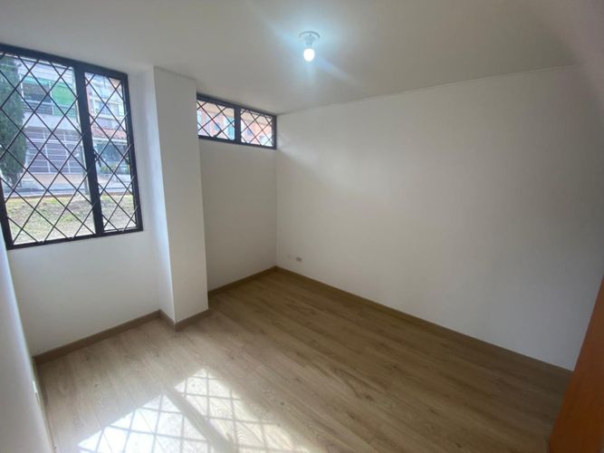 Apartaestudio en venta en La Calleja, Bogotá, 46 m² · foto 12 de 17