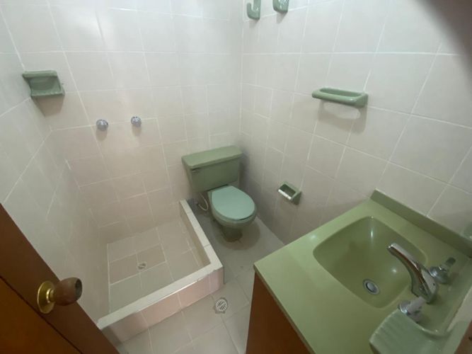 Apartaestudio en venta en La Calleja, Bogotá, 46 m² · foto 15 de 17