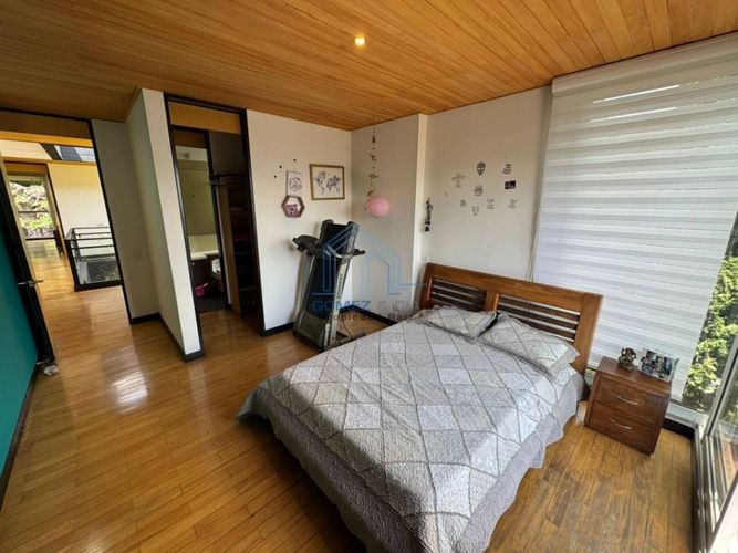 Casa de 4 alcobas en venta en Loma Del Esmeraldal, Medellín, 354 m² · foto 18 de 24