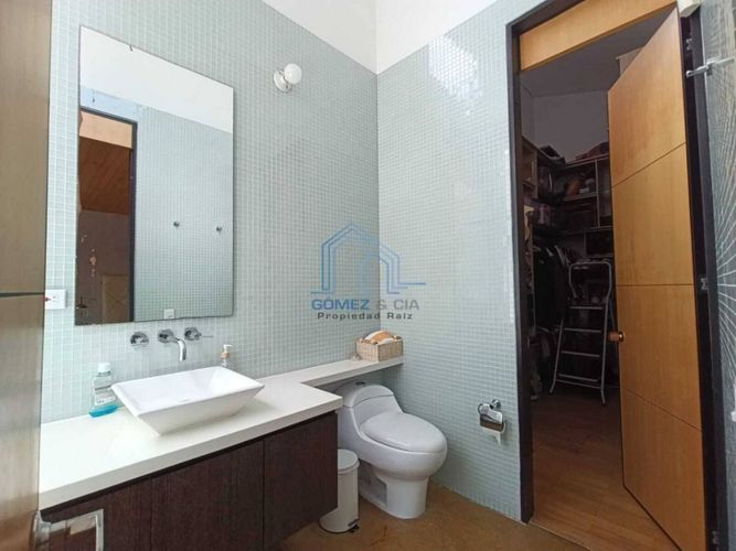 Casa de 4 alcobas en venta en Loma Del Esmeraldal, Medellín, 354 m² · foto 24 de 24