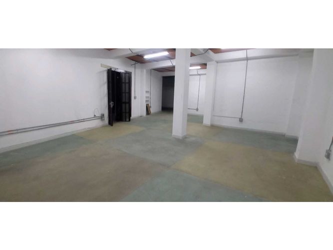 Local en arriendo en Manchester, Bello, 150 m² · foto 2 de 6
