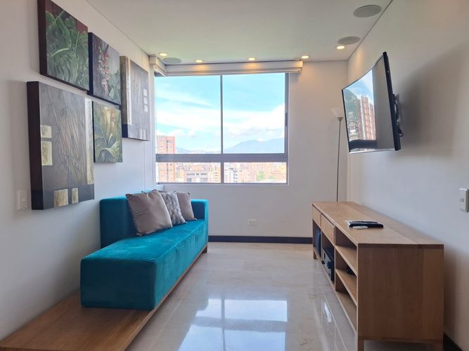 Apartamento de 2 alcobas en arriendo en El Poblado, Medellín, 130 m² · foto 11 de 20