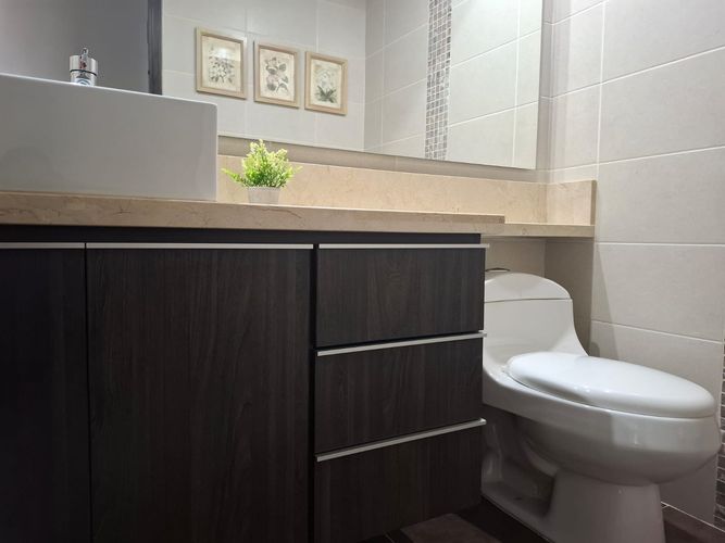 Apartamento de 2 alcobas en arriendo en El Poblado, Medellín, 130 m² · foto 18 de 20
