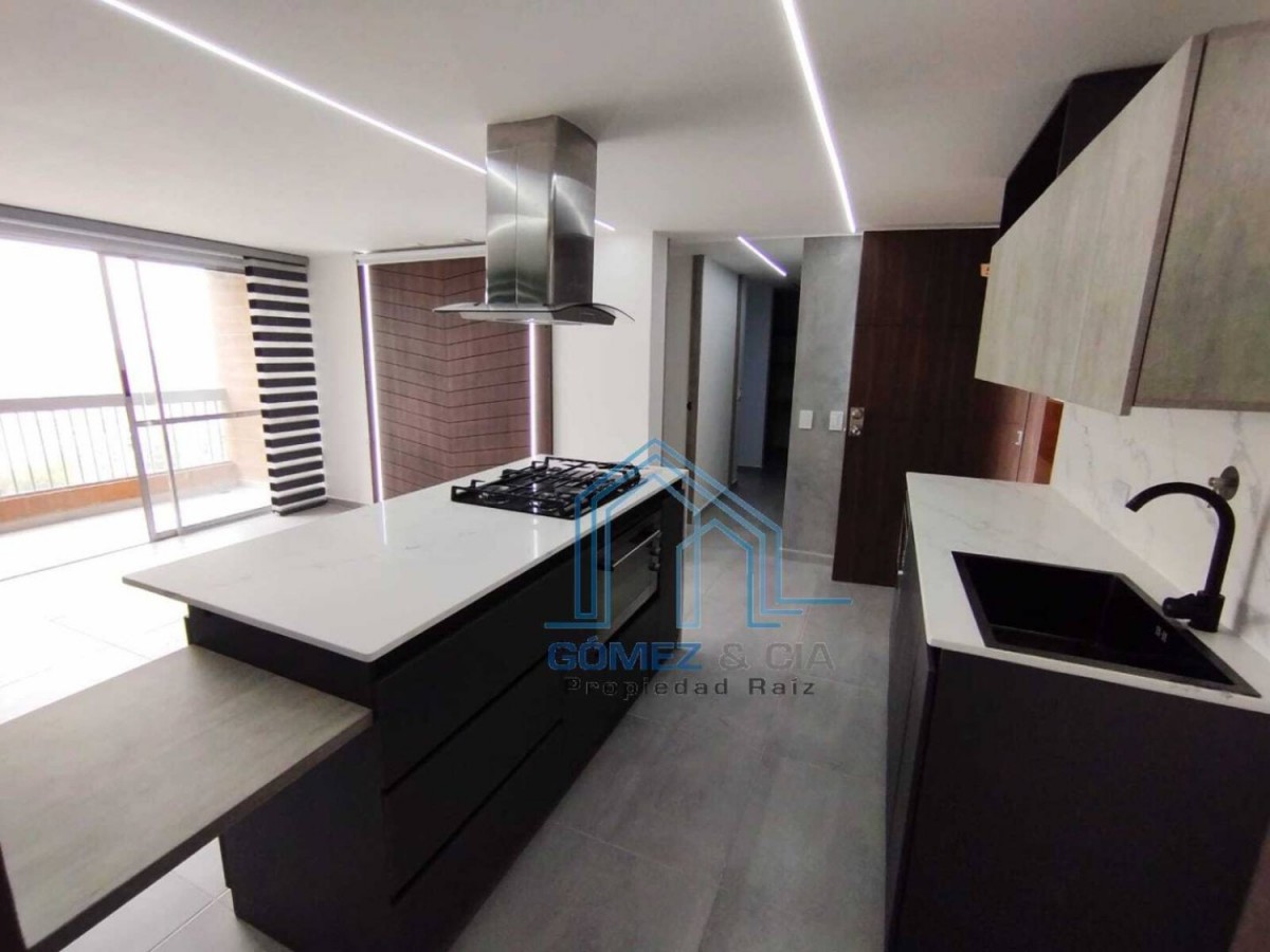 Apartamento en venta en Vía Las Palmas, Medellín · foto 3 de 13