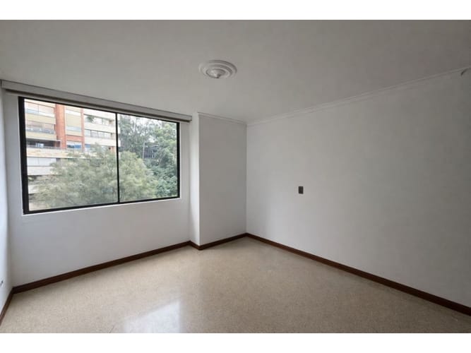 Apartamento de 4 alcobas en arriendo en La Florida, Medellín, 136 m² · foto 4 de 24