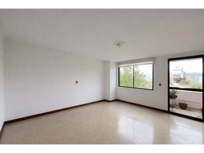 Apartamento de 4 alcobas en arriendo en La Florida, Medellín, 136 m² · foto 6 de 24
