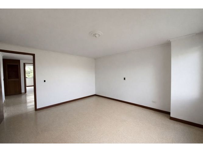 Apartamento de 4 alcobas en arriendo en La Florida, Medellín, 136 m² · foto 13 de 24