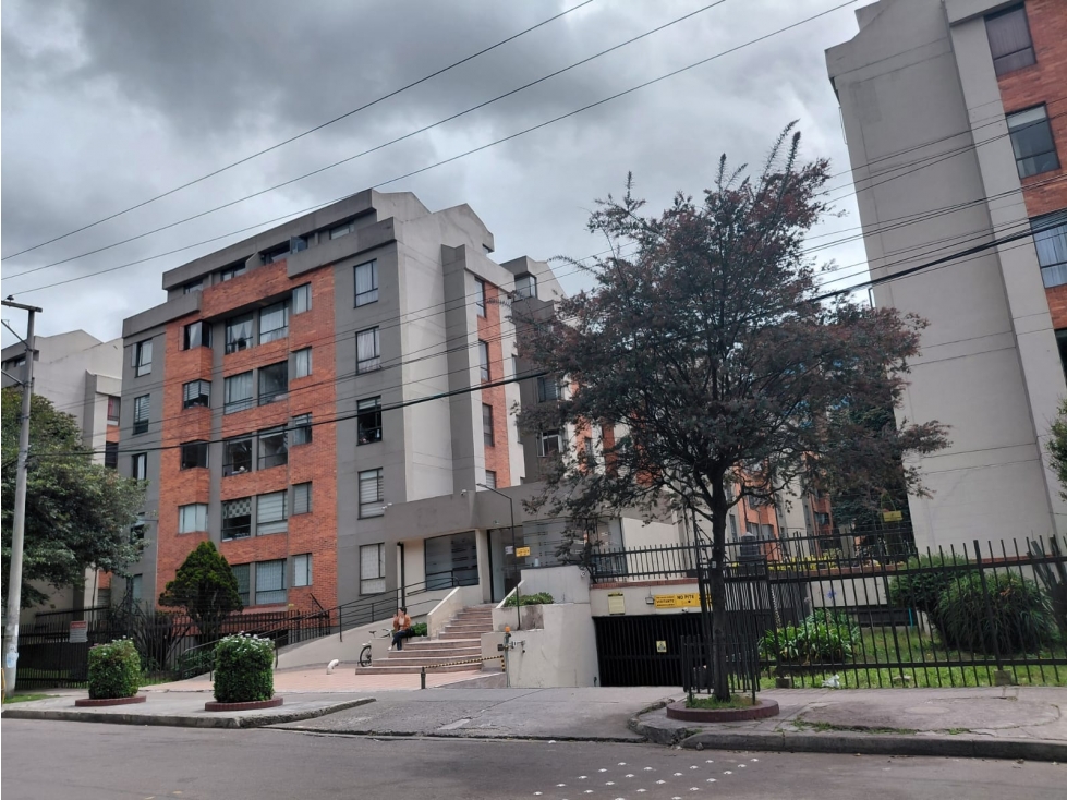 Apartamento en venta en Britalia, Bogotá · foto 2 de 24