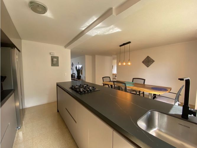 Apartamento de 3 alcobas en arriendo en Alejandría, Medellín, 120 m² · foto 3 de 23