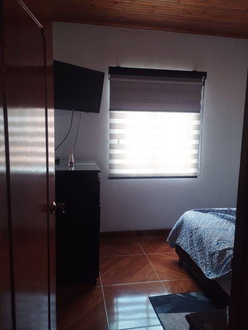 Casa de 3 alcobas en venta en Santa Teresita, Funza, 70 m² · foto 8 de 10