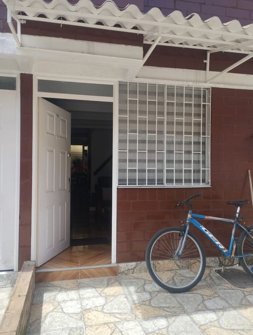 Casa de 3 alcobas en venta en Santa Teresita, Funza, 70 m² · foto 9 de 10