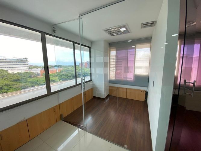 Oficina en venta en Ciudad Jardin, Cali, 90 m² · foto 13 de 21