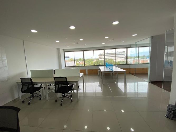 Oficina en venta en Ciudad Jardin, Cali, 90 m² · foto 17 de 21