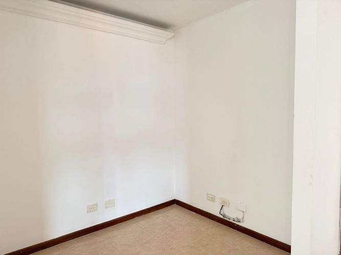 Apartamento de 3 alcobas en arriendo en El Poblado, Medellín, 135 m² · foto 8 de 16
