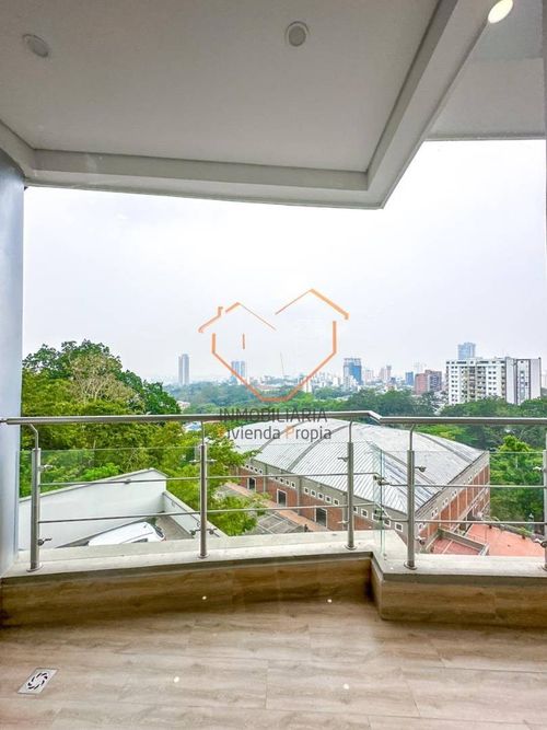 Apartamento de 3 alcobas en venta en Terrazas, Bucaramanga, 107 m² · foto 5 de 11