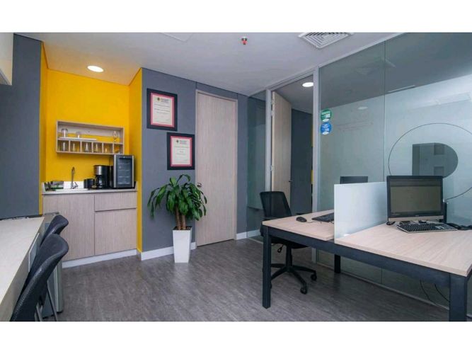 Oficina en arriendo en Restrepo Naranjo, Sabaneta, 40 m² · foto 2 de 6