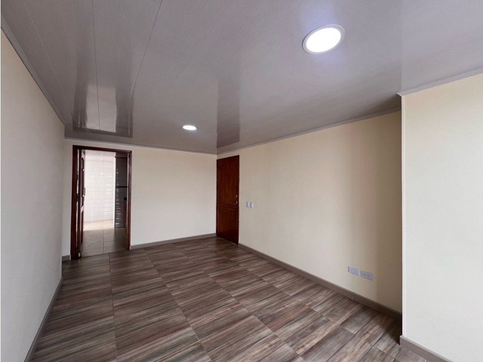 Apartamento en venta en Versalles, Manizales · foto 4 de 24