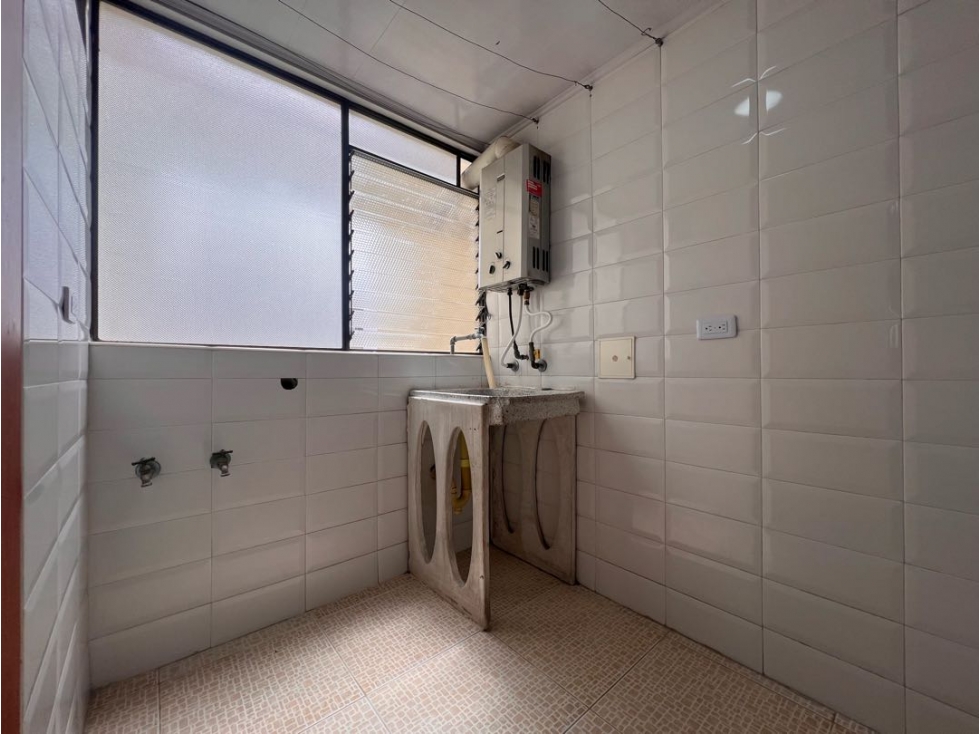 Apartamento en venta en Versalles, Manizales · foto 9 de 24