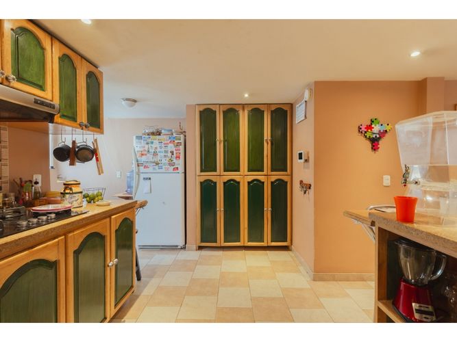 Apartamento de 3 alcobas en venta en Chico, Bogotá, 310 m² · foto 9 de 24
