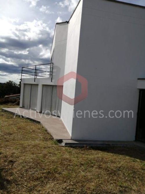 Casa de 2 alcobas en venta en Colasania, Medellín, 532 m² · foto 4 de 17