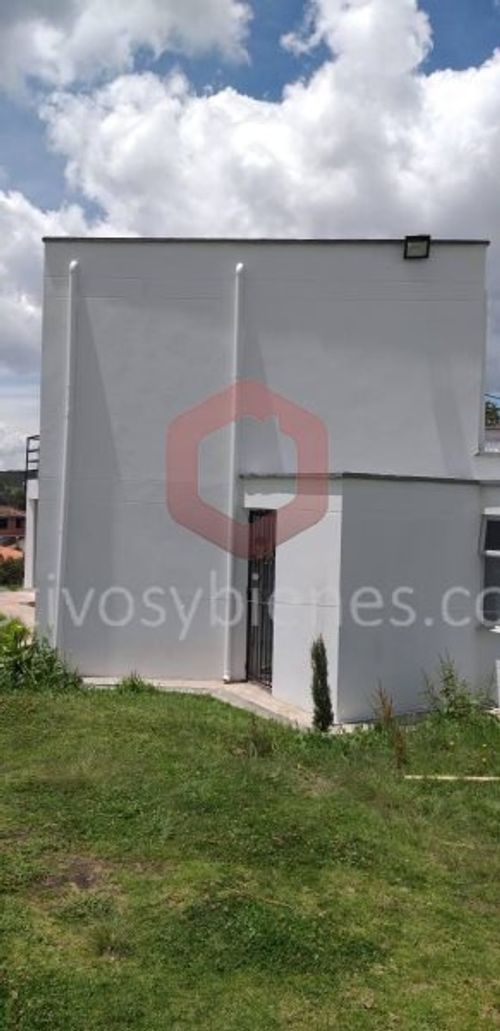 Casa de 2 alcobas en venta en Colasania, Medellín, 532 m² · foto 6 de 17